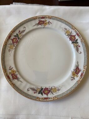 Eschenbach Hartrorzellan Ceranova Germany dinner plate 10.25”